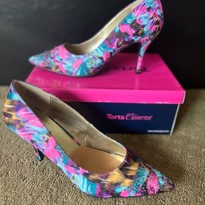 Torta Caliente Heels